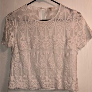 White lace cropped shirt